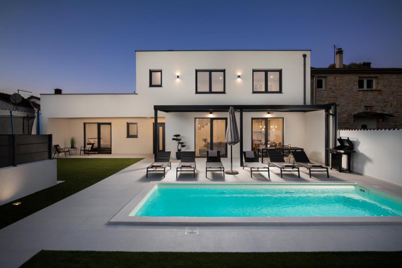 Villa Artis Πούλα Εξωτερικό φωτογραφία